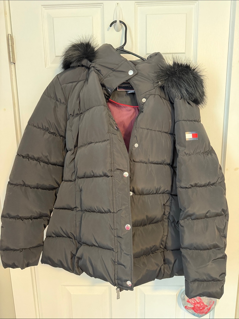 Tommy Hilfiger Black Quilted Puffer Jacket with detachable Faux Fur Hood Trim xl